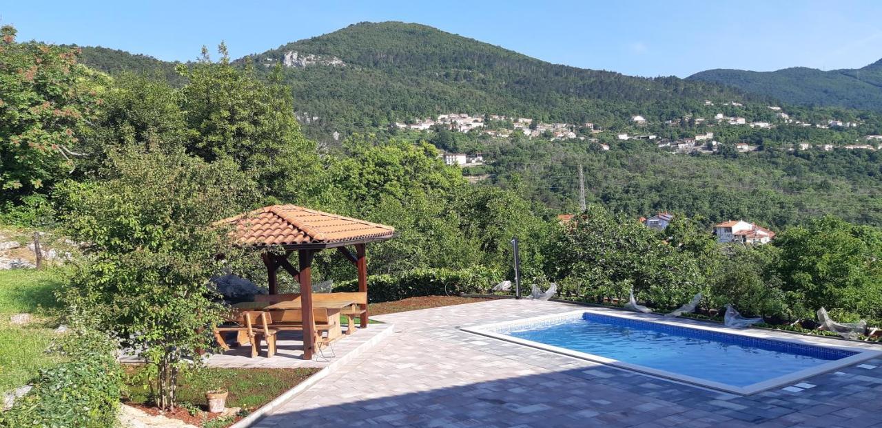Apartment Opatija ロヴラン エクステリア 写真