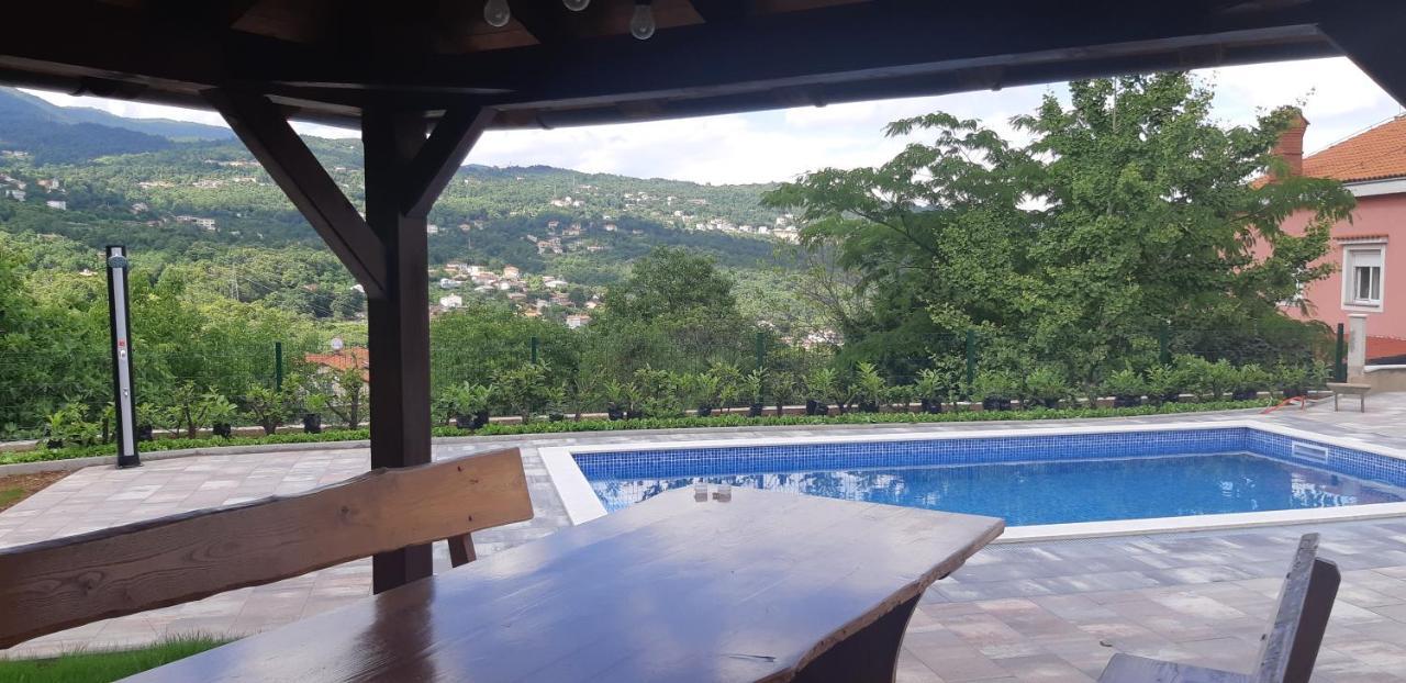 Apartment Opatija ロヴラン エクステリア 写真