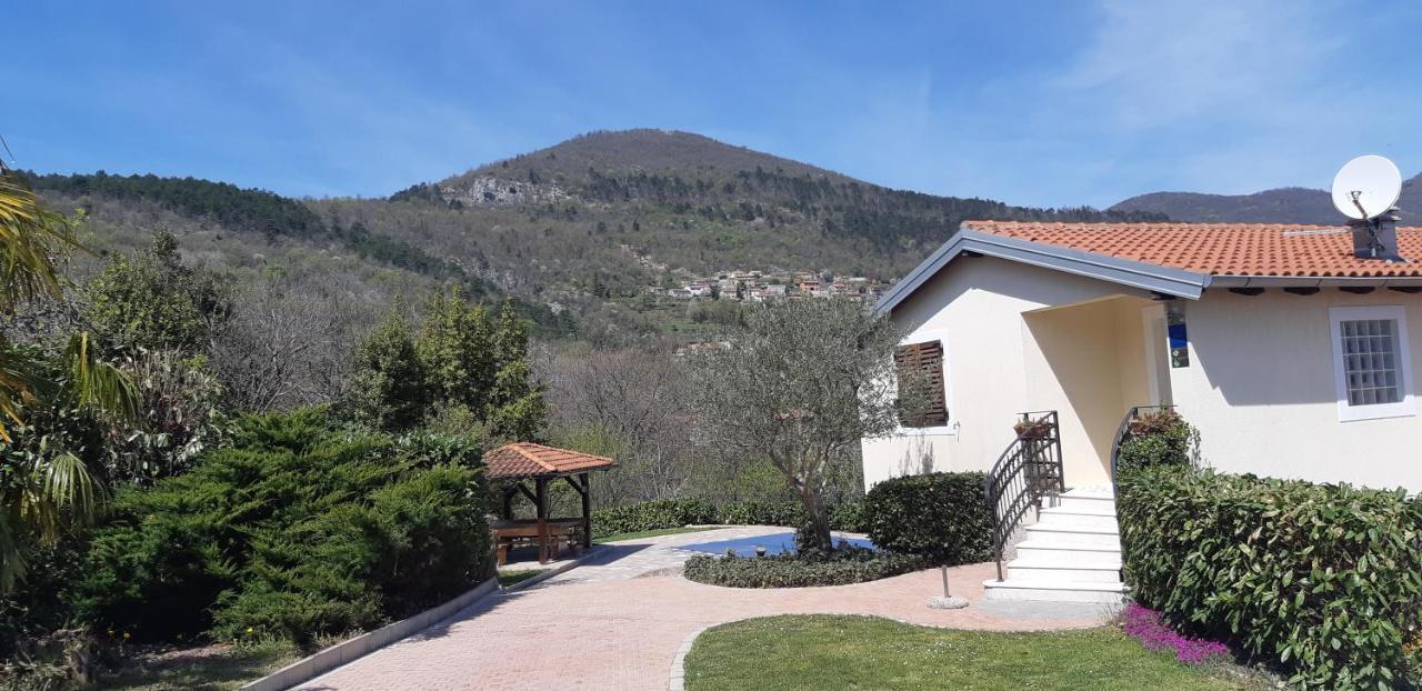 Apartment Opatija ロヴラン エクステリア 写真