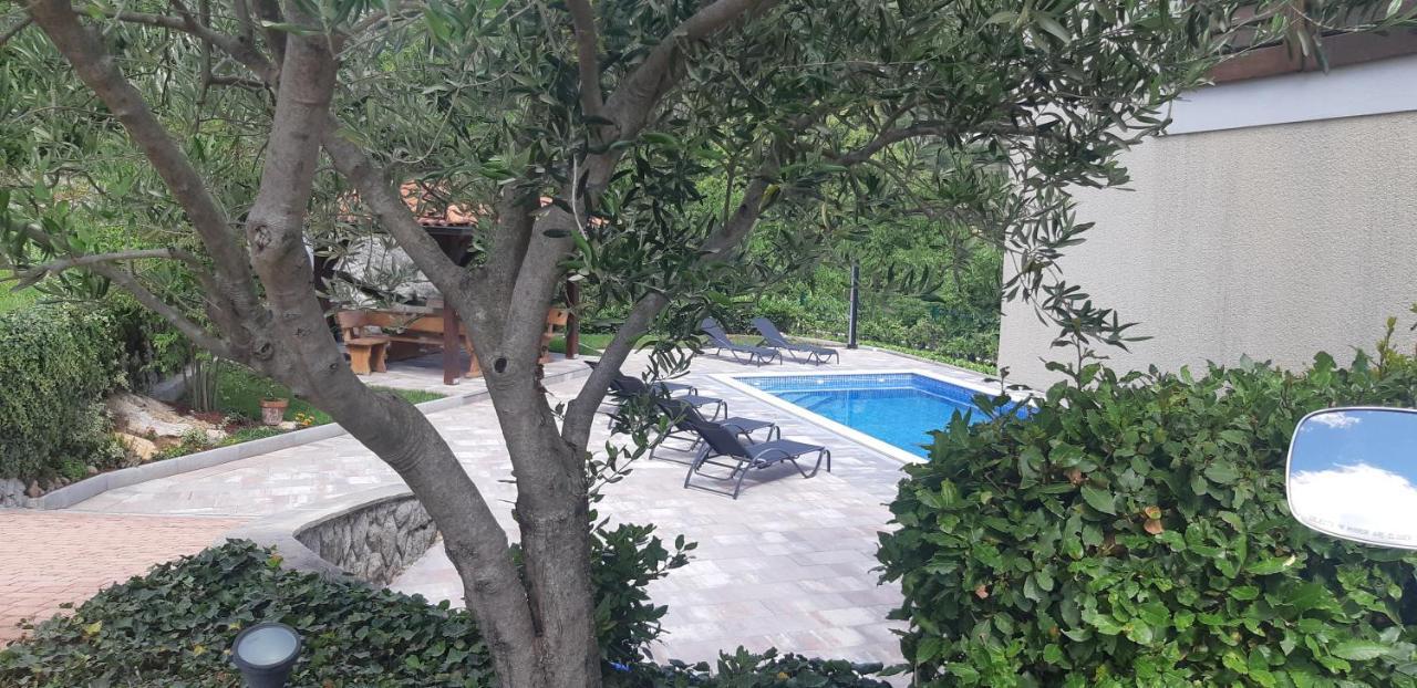 Apartment Opatija ロヴラン エクステリア 写真