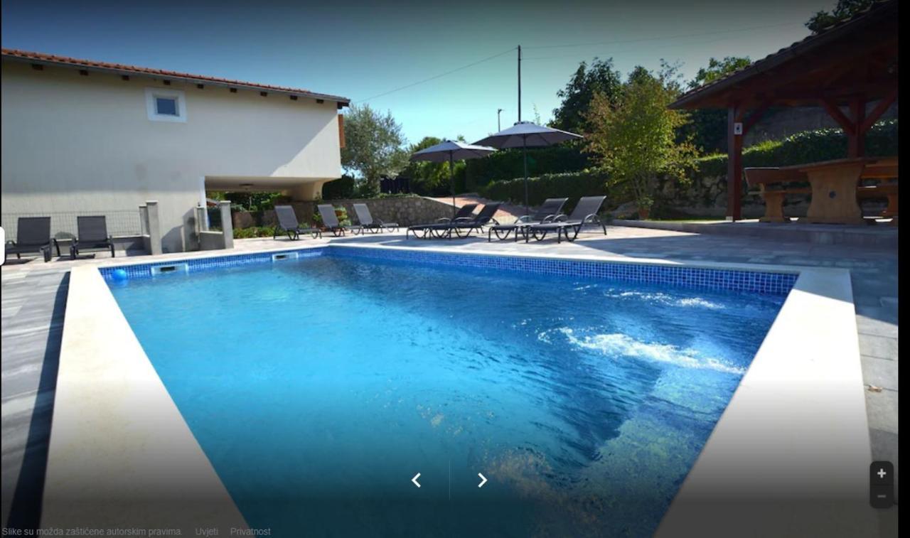 Apartment Opatija ロヴラン エクステリア 写真