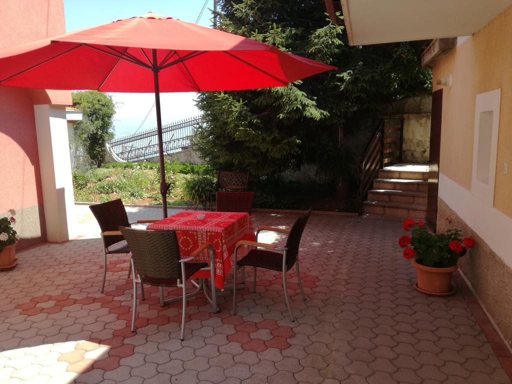 Apartment Opatija ロヴラン エクステリア 写真