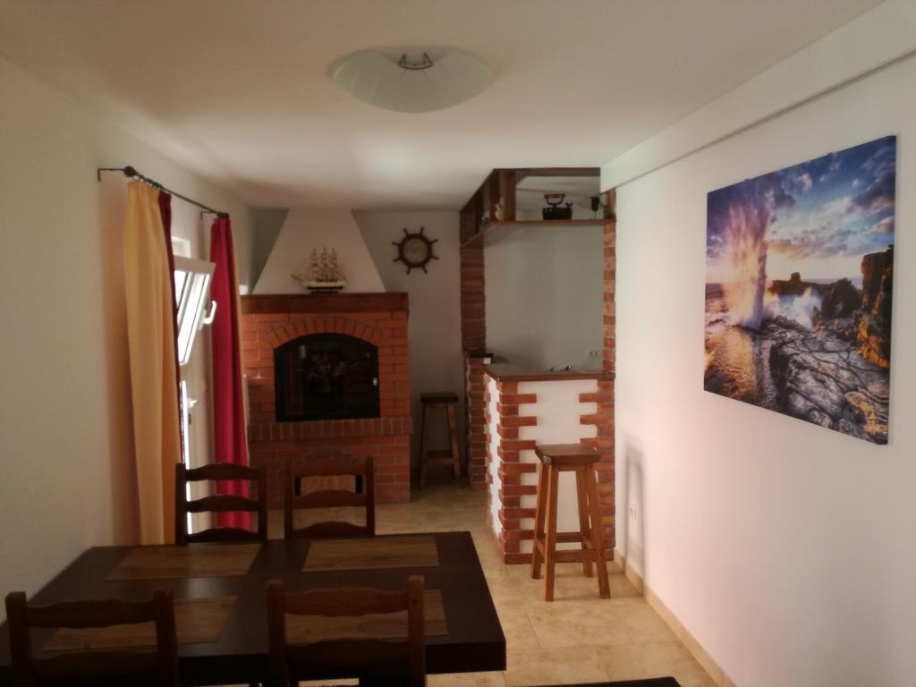 Apartment Opatija ロヴラン エクステリア 写真