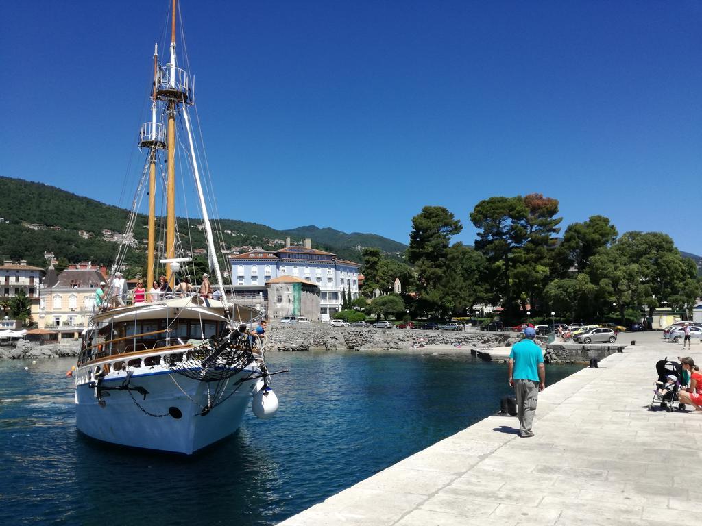 Apartment Opatija ロヴラン エクステリア 写真